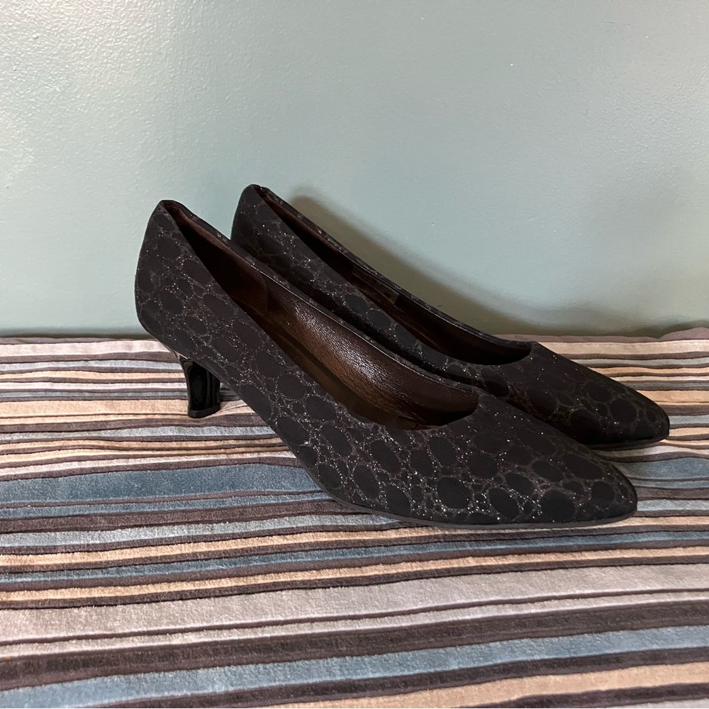 Sale!! 🌺 EUC! Brunate Pump - Made in Italy!